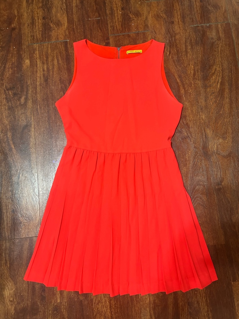 Alice + Olivia Tomato Red Crewneck Shift Dress